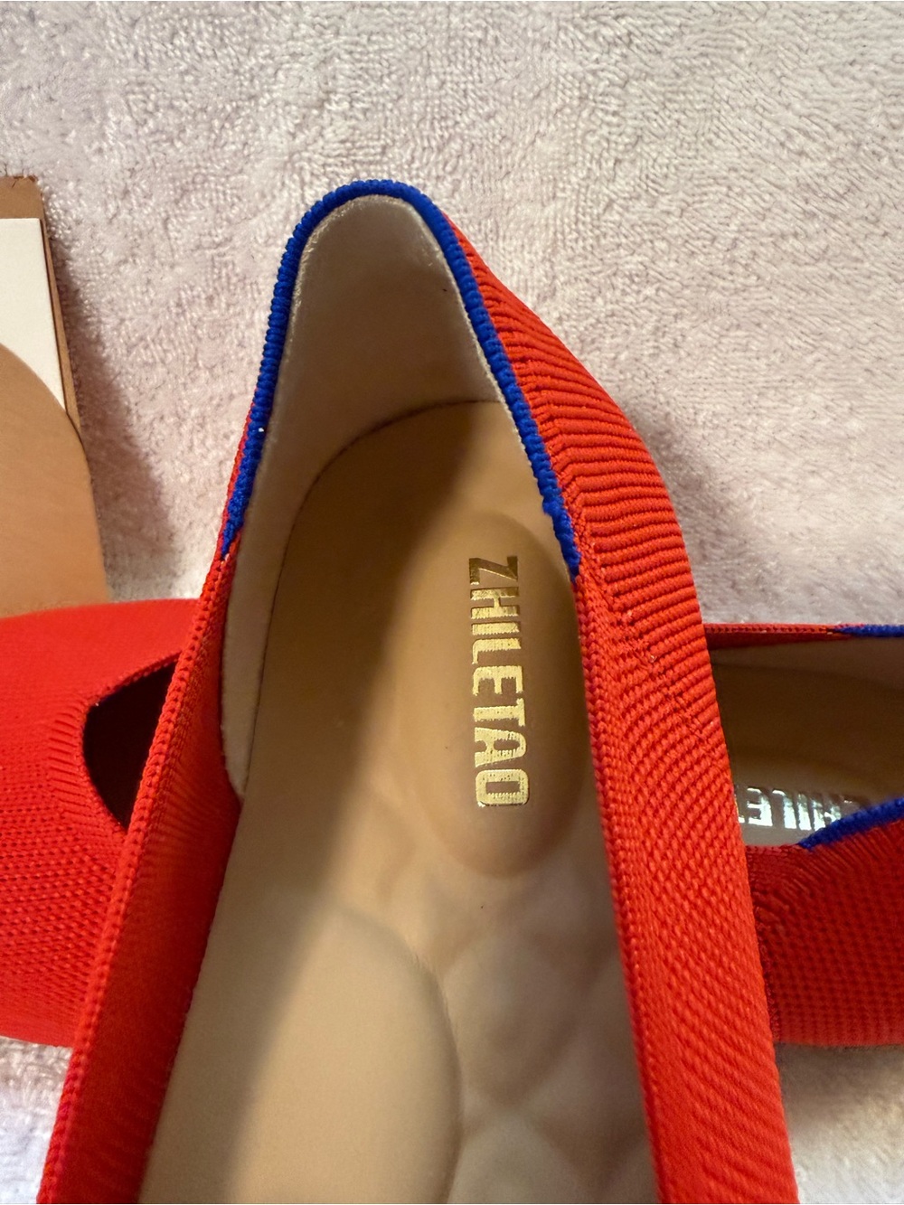 Red Knit Slip-On Women’s Flats Cushioned bluestripeheel bundle shoes fordiscount - Picture 2 of 13
